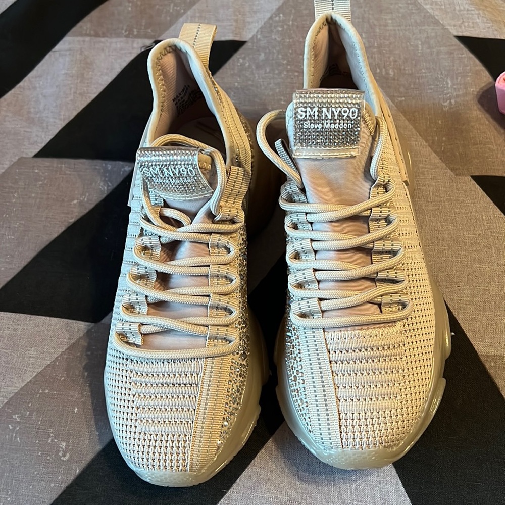 Steve Madden Maxima Blush Sneakers